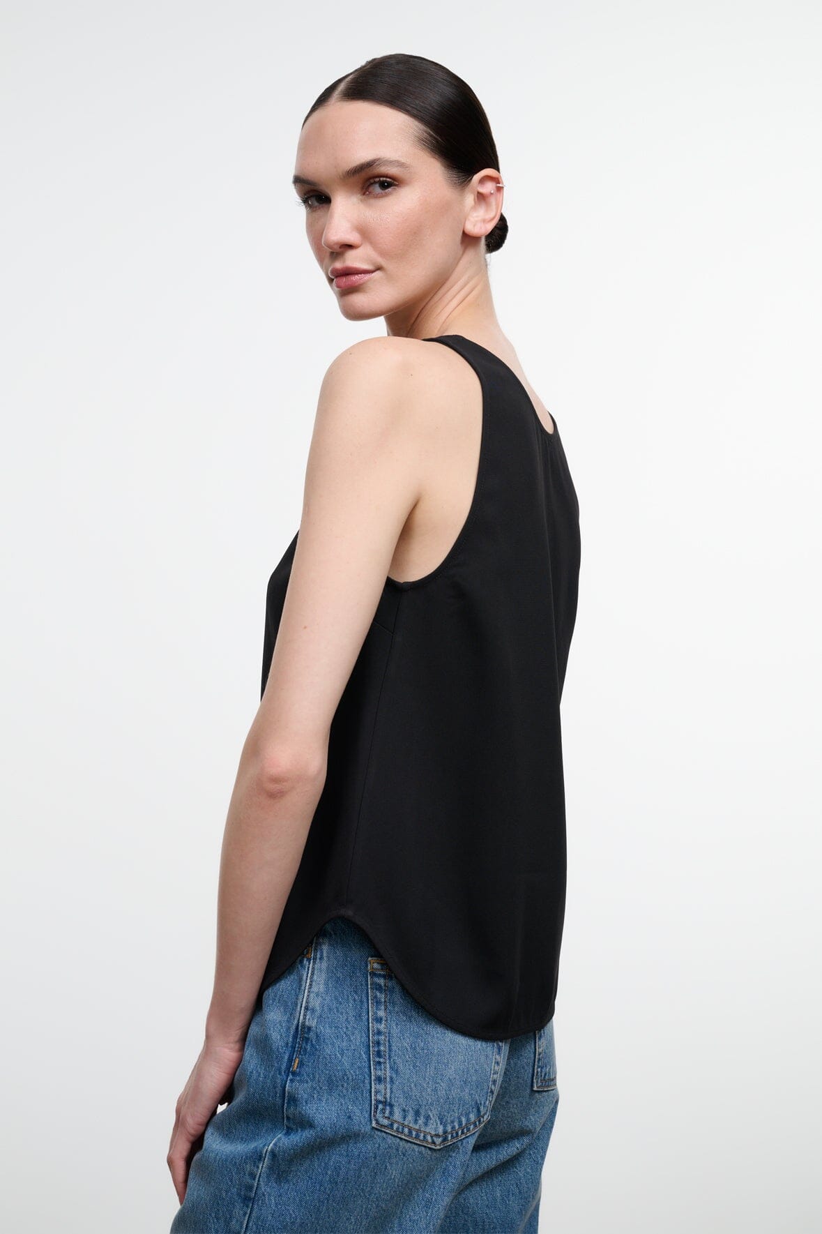YVES TANK | BLACK