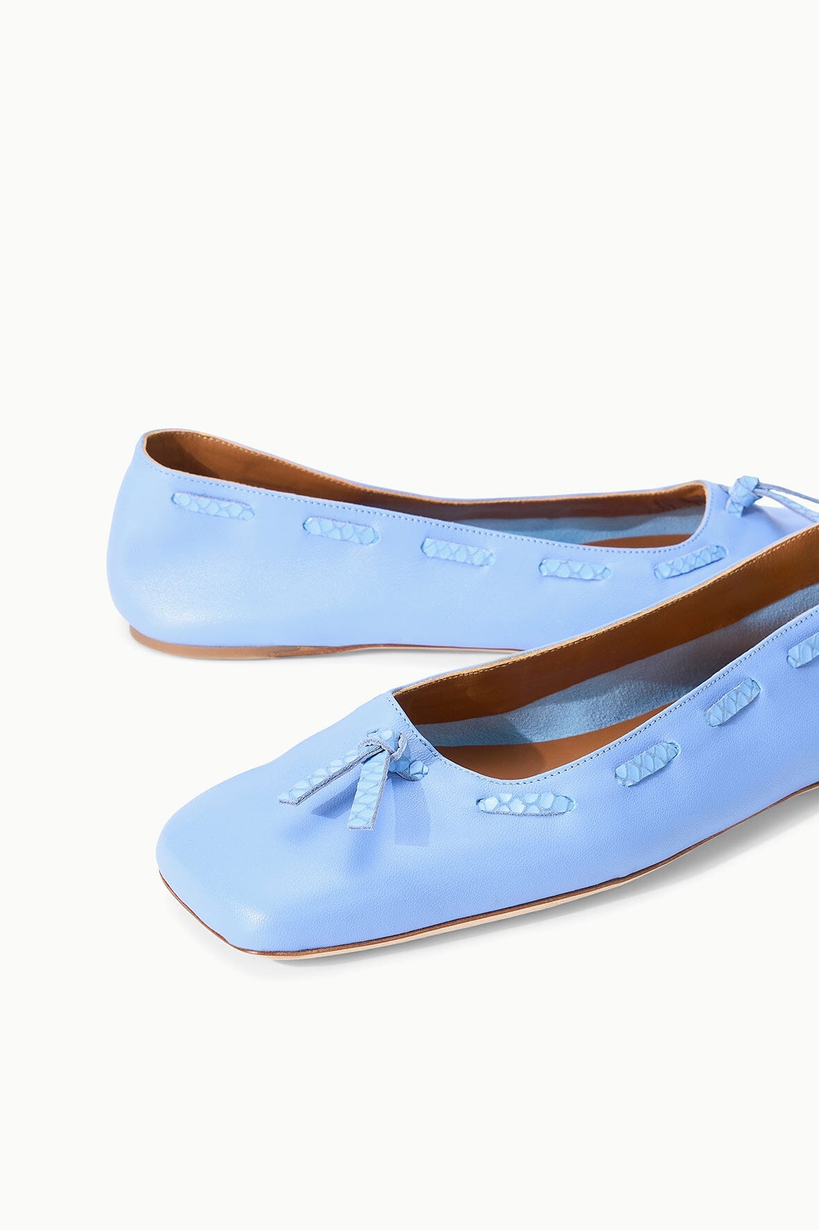 MILO FLAT | CIELO